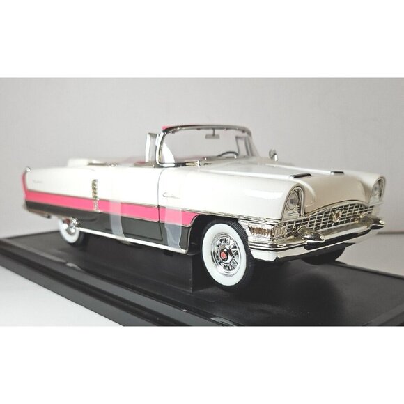 1955 Packard Caribbean 1:18 Diecast Convertible Hood Doors Open Moveable Wheels - Picture 9 of 16